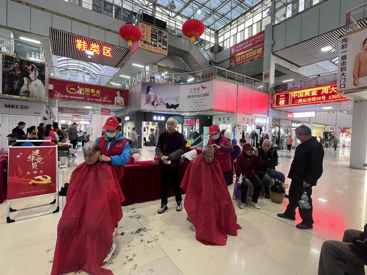 公益不打烊，情暖每月時光