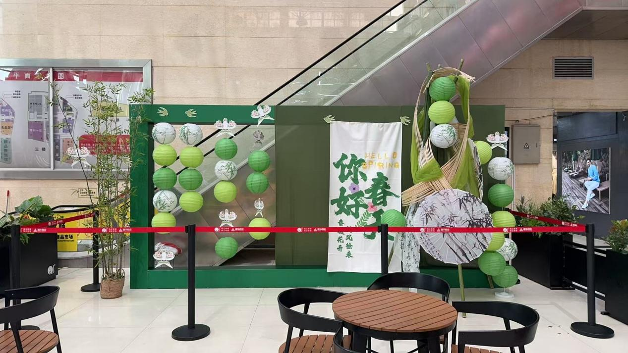 錢江商城煥新顏，春日美陳顯活力