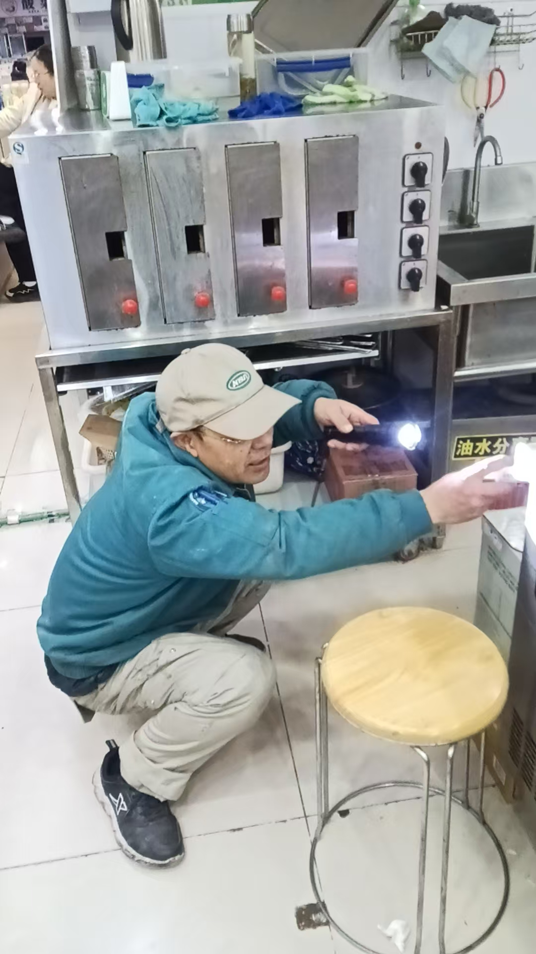 專業(yè)除四害，守護美食天地
