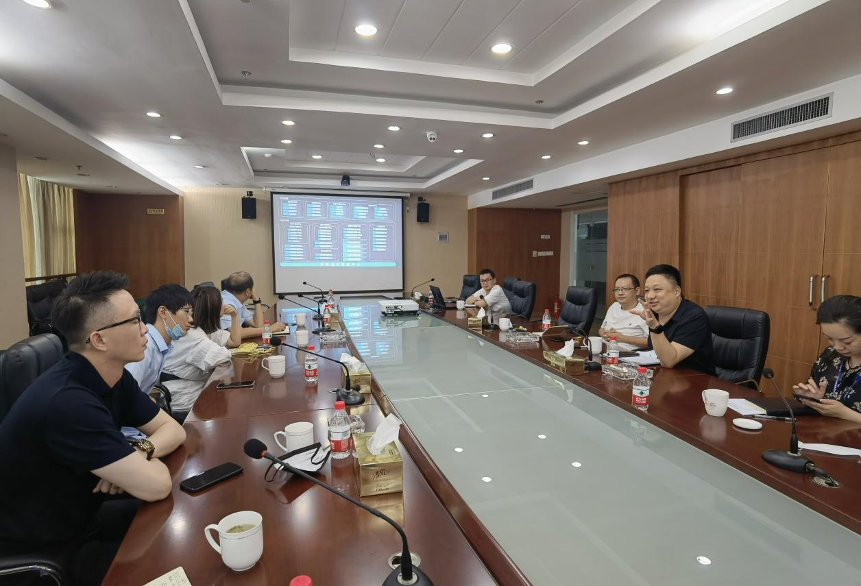 學(xué)先進(jìn)、趕先進(jìn)！錢江商城赴海寧中國皮革城考察學(xué)習(xí)智能化改造數(shù)字化轉(zhuǎn)型